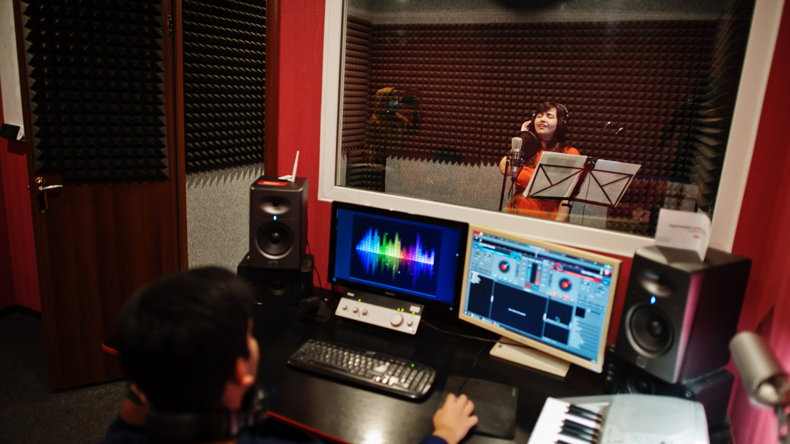 Jingle Perusahaan: Nada Singkat, Dampak Jangka Panjang